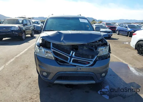 2013 Dodge Journey Sxt z USA, uszkodzony, nr VIN 3C4PDCBB2DT649889